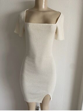 Buckle Cream Ribbed knit Square-Neck Mini Dress- Medium